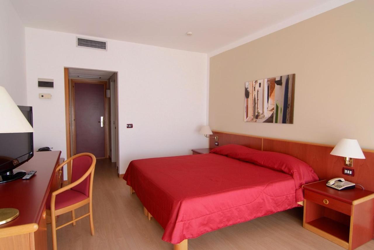 Hotel Torre Normanna Altavilla Milicia Dış mekan fotoğraf